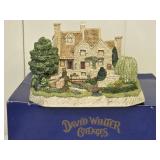 David Winter Cottages Willow Gardens