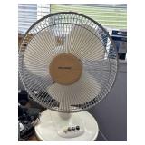 Pelonis Hawaiian Breeze 3 Speed Oscillating Fan