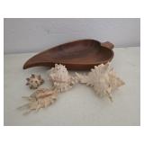 Seashells & Wooden Leaf Tray