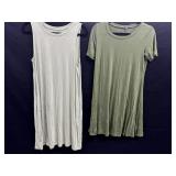 (2) Dresses Sizes M/L (2) Dresses Sizes M/L