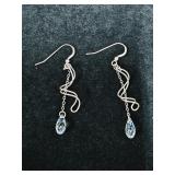 Silver Tone Twist Earrings Silver Tone Twist Earrings
