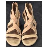 Donald J Pliner Strappy Heels Sz 8.5 Med Donald J Pliner Strappy Heels Sz 8.5 Med