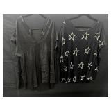(2) Women�s Shirts XL-XXL (2) Women�s Shirts XL-XXL