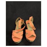 Forever 21 Platform Heels Sz 7.5 Forever 21 Platform Heels Sz 7.5
