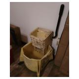 Mop bucket