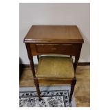 Singer Sewing Machine in Wooden Cabinet