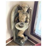 Design Toscano Large Heavy Duty Gothic Gargoyle