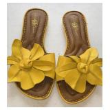Sz 7-7.5 Born Crown Yellow Leather Flower Slides