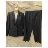 Sz 10 Elie Tahari Slacks & Blazer