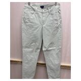 Sz: 6  "NYDJ" Mint Green Women