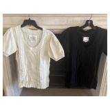 (2) Sz M Old Navy Knitted Short Sleeved Sweaters