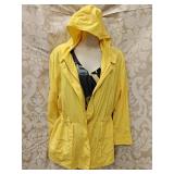 Sz Med Lynn Ritchie Printed Top w/Yellow Jacket
