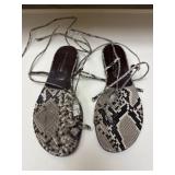 Sz 8 Via Spiga Snake Print Lace Up Flat