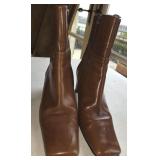 Sz 7.5 Paloma Brown Leather Ankle Boots with a