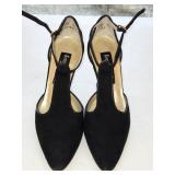 Sz 7.5 Kenneth Cole Black Suede Heels