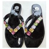 Sz 8 Yellow Box Gateway Sandals in Black with