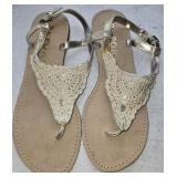Sz 7.5 Report Thong Sandals Featuring a