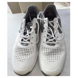 Sz 11 Mens Adidas Adipower S Boost 3 Running shoes