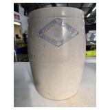 Antique Pittsburg Pottery Company Diamond Brand