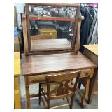 33.5ï¿½x 30ï¿½x 29ï¿½ Wooden Dresser and Mirror Set