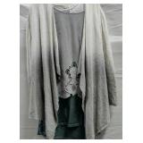 (3) Piece Grey and White Casual Outfit Sz Sm/Md