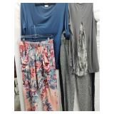 Set of 4 Sz Large Casual Pants Tops
