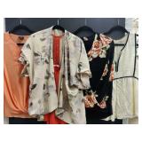 (5) Sz Large Ladies Tops