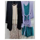 (2) Full Sets of Women