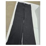 (5) Pr Yoga Pants Medium