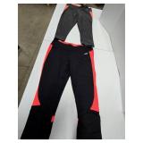 (2) Pr Workout Capris Sz Sm& Med