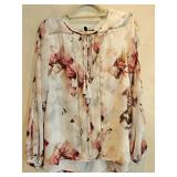 Sz 6 White House Black Market Floral Slit Sleeve