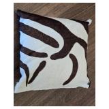 14"ï¿½15" Zebra Hide Pillow