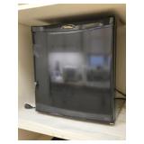 Danby Personal Refrigerator 17.5"ï¿½18"ï¿½19"