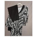 Trina Turk Black & White Top (Med)+ Very Cool