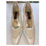 Sz 7.5 J. Reneï¿½ Faux Pearled Pumps
