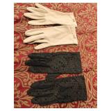 2 Prs Ladies Gloves XS