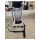 Vitamix 5000 Total Nutrition Center Blender