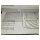 Racks & Pizza Crisping Pans