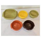 (5) Vintage Tupperware Bowls