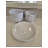 (3) 9" Heavy Duty Plastic Plates & (10) Bowls