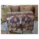 19"ï¿½10"ï¿½14"  Footed Wooden Chest