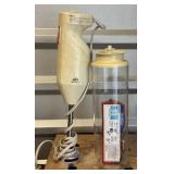 Vtg Braun Minipimer immersion blender & container