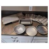 Baking pans