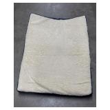 36"x27" Sherpa Dog Bed