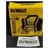 DeWaltï¿½ Jump Starter|Digital Air Compressor|