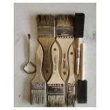 Slightly used Paint Staining Brushes (5), Paint