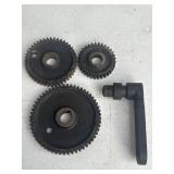 (3) Cast Iron gears and handle