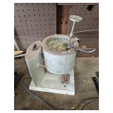 Lee Pro 4 20 Metal Mixer Pot