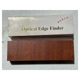 Optical edge finder