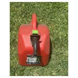 Scepter 5 Gallon SmartControl Gas Can with Rear